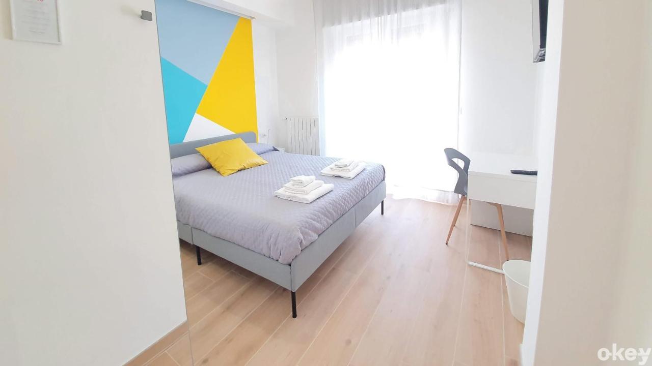 Blue Sky Rooftop Rooms - Bari Policlinico Luaran gambar