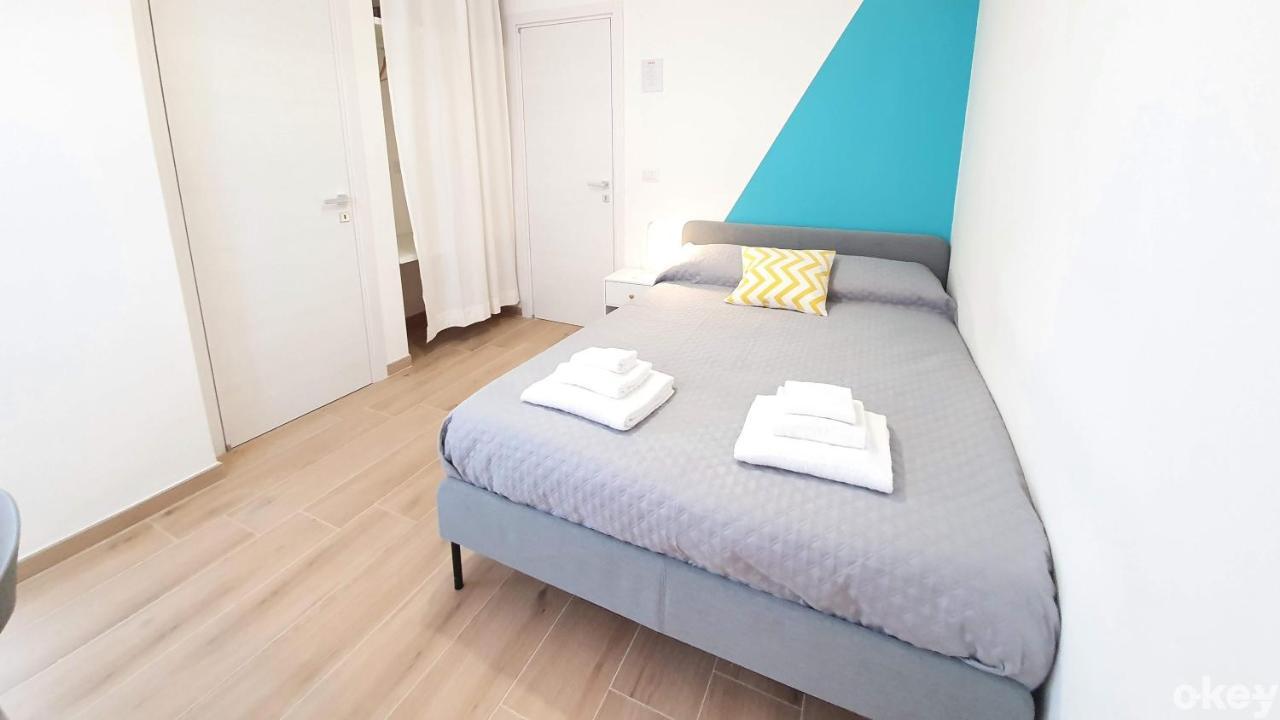 Blue Sky Rooftop Rooms - Bari Policlinico Luaran gambar