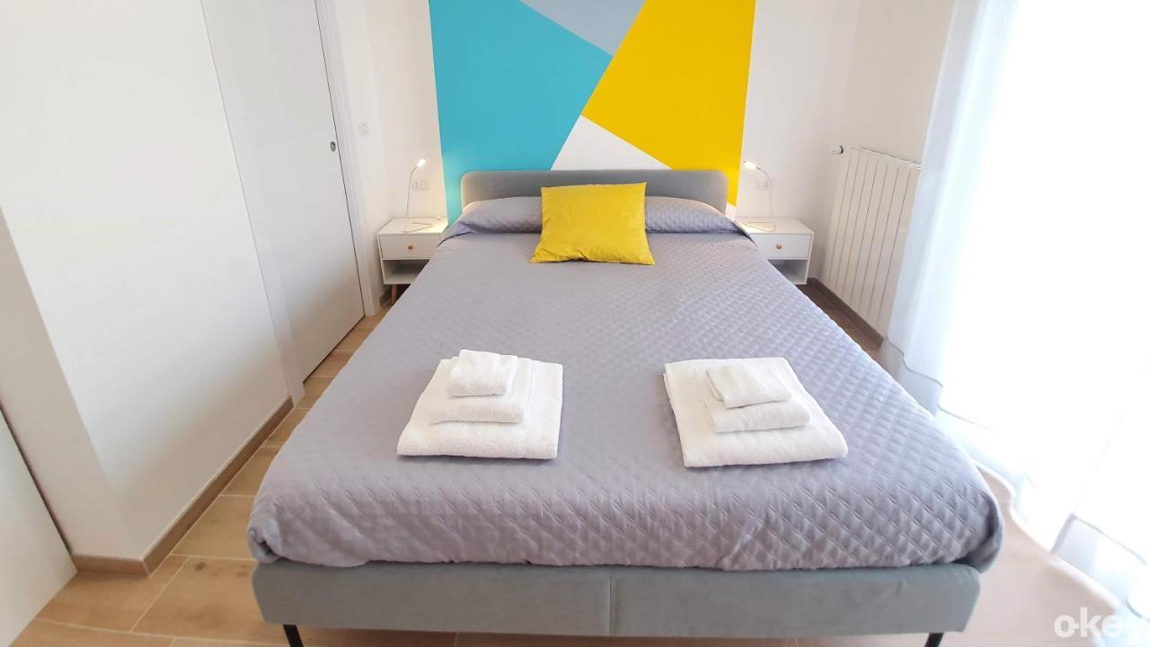 Blue Sky Rooftop Rooms - Bari Policlinico Luaran gambar